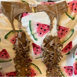 SWANK Beige & Gold Chaps (PLEASE READ!) (Comes With 2 Free Random Gifts)